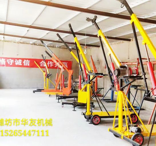 點(diǎn)擊查看詳細(xì)信息<br>標(biāo)題：裝車(chē)卸貨用小吊機(jī) 閱讀次數(shù)：2945